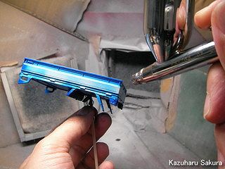 1/24 '12スバル・サンバートラック 製作記 ～ エアブラシで荷台をメタリックブルーで塗装